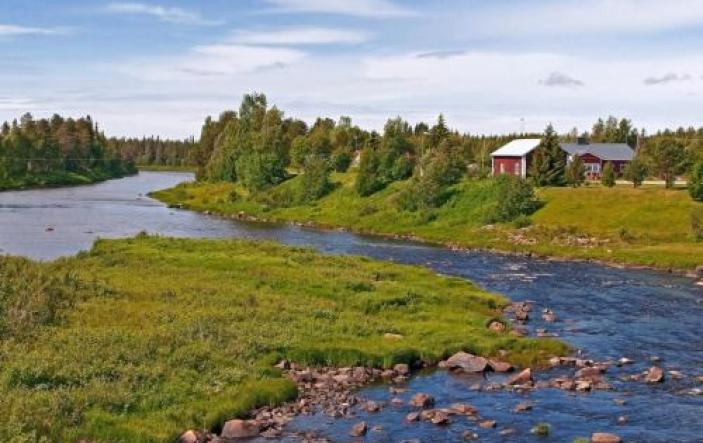 Jokimaisemaa.